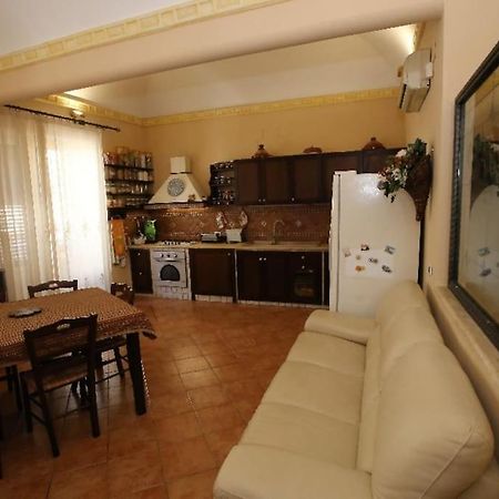 Laura Affitta Camere Baronessina Palermo Exterior foto